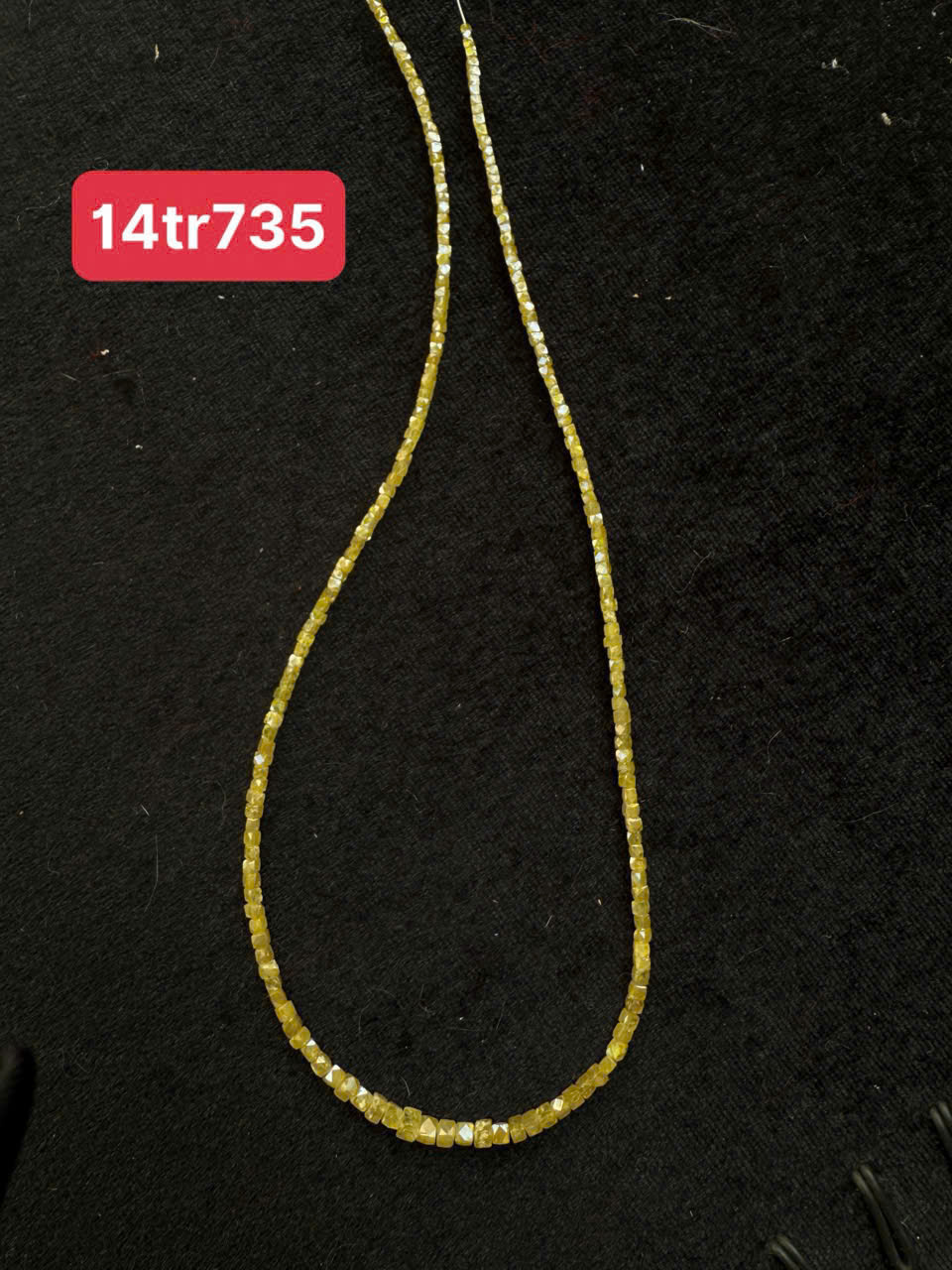 Chuỗi kim cương vuông vàng thiên nhiên #1