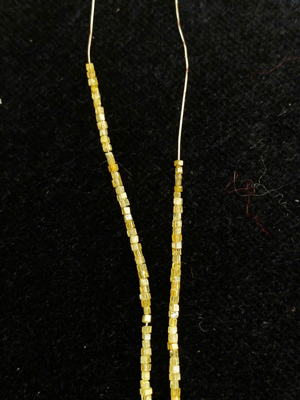 Chuỗi kim cương vuông vàng thiên nhiên Dài 40cm #4