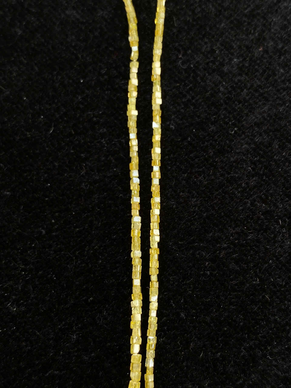 Chuỗi kim cương vuông vàng thiên nhiên Dài 40cm #5