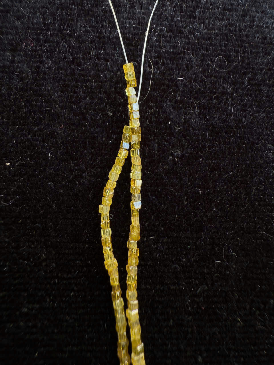 Chuỗi kim cương vuông vàng thiên nhiên Dài 38cm #4