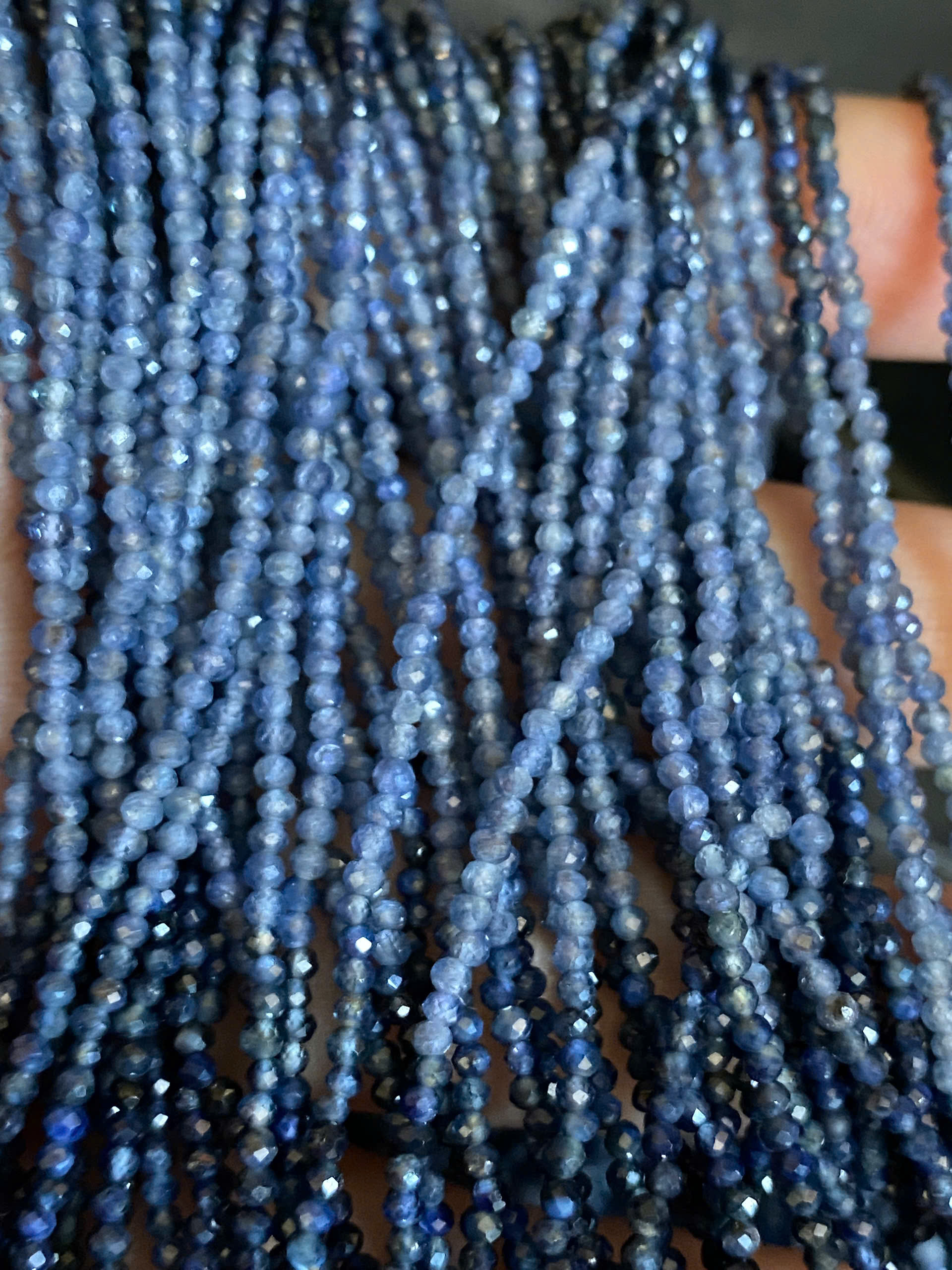 SAPPHIRE nhí cắt giác 2ly #2