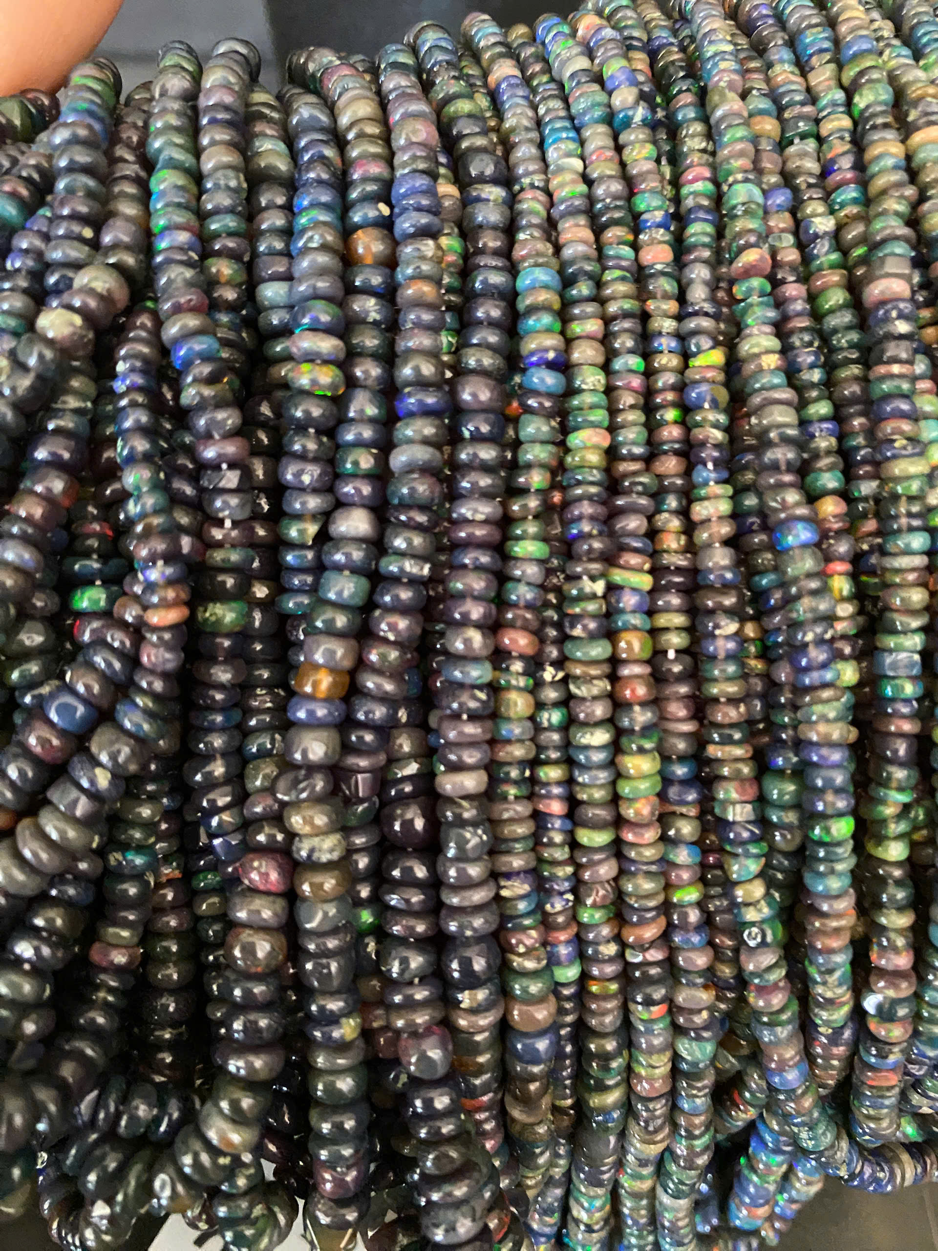 Opal đen cắt bánh xe 2,6 - 5,3 ly #4