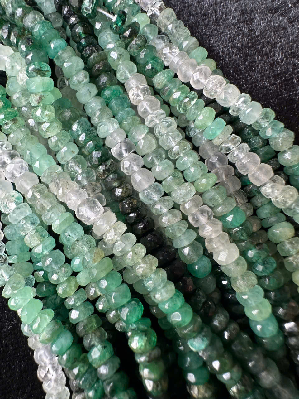 Dây chuỗi Ngọc lục bảo ombre thiên nhiên #5